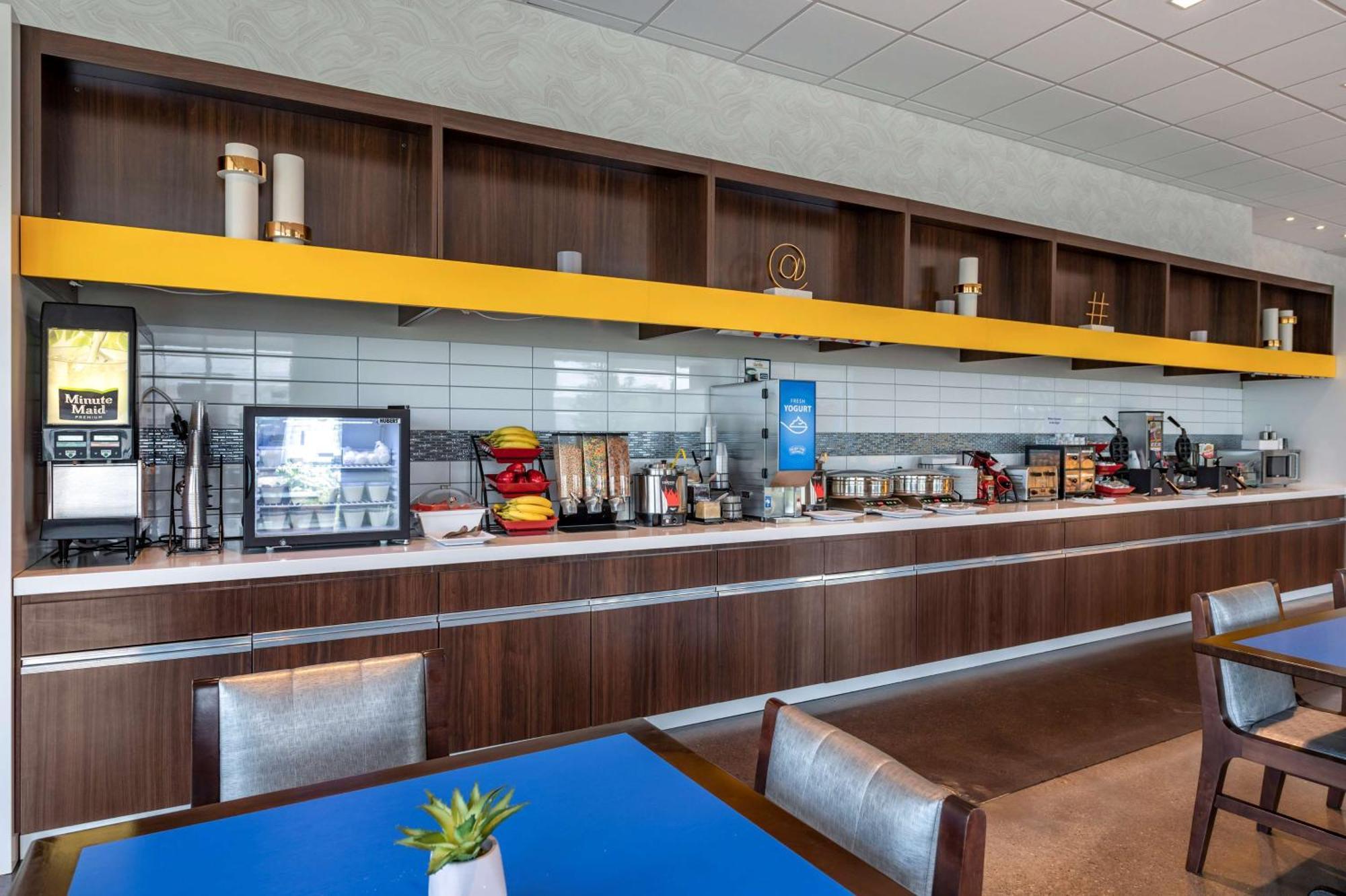 Glo Best Western Лексингтон Экстерьер фото